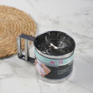 Tamis à Farine en Inox avec Poignée – Spécial Pâtisserie