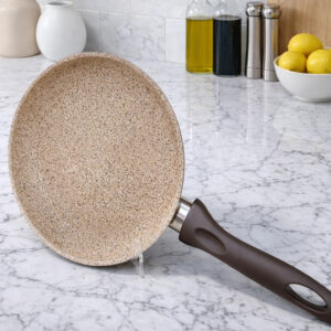 Falez- Poêle en Granite Ø26 cm Crème